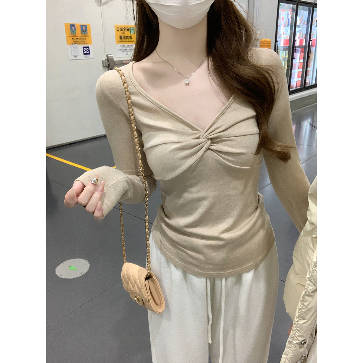 Slim Fit V-Neck T-Shirt 5