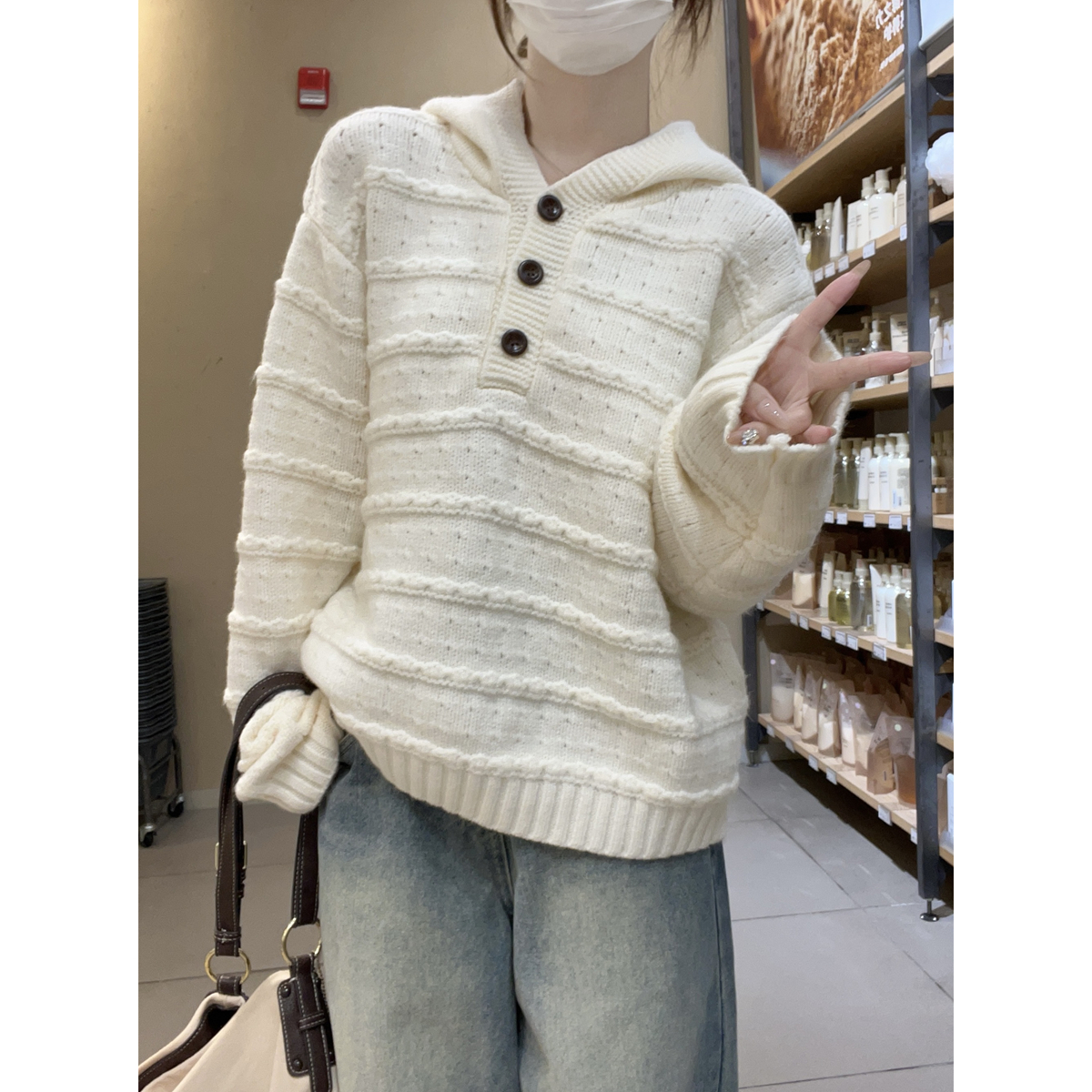 Loose Fit Sweater Hooded 4