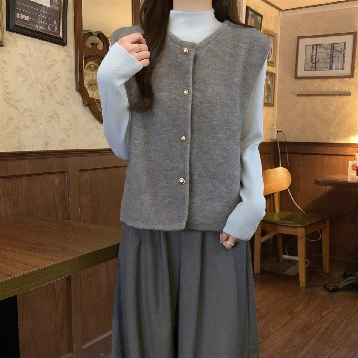 Loose Fit Round Neck Sweater 2