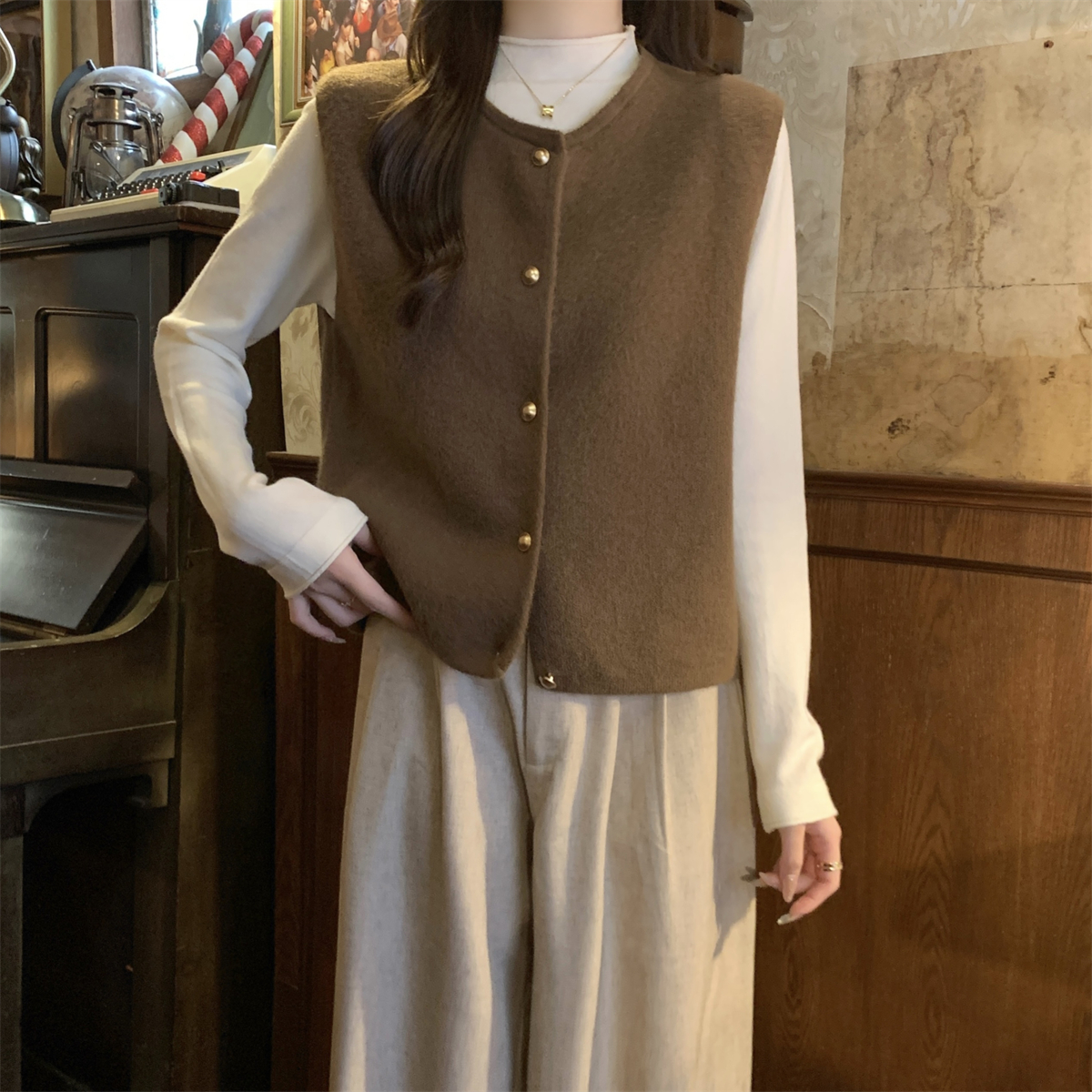 Loose Fit Round Neck Sweater 3