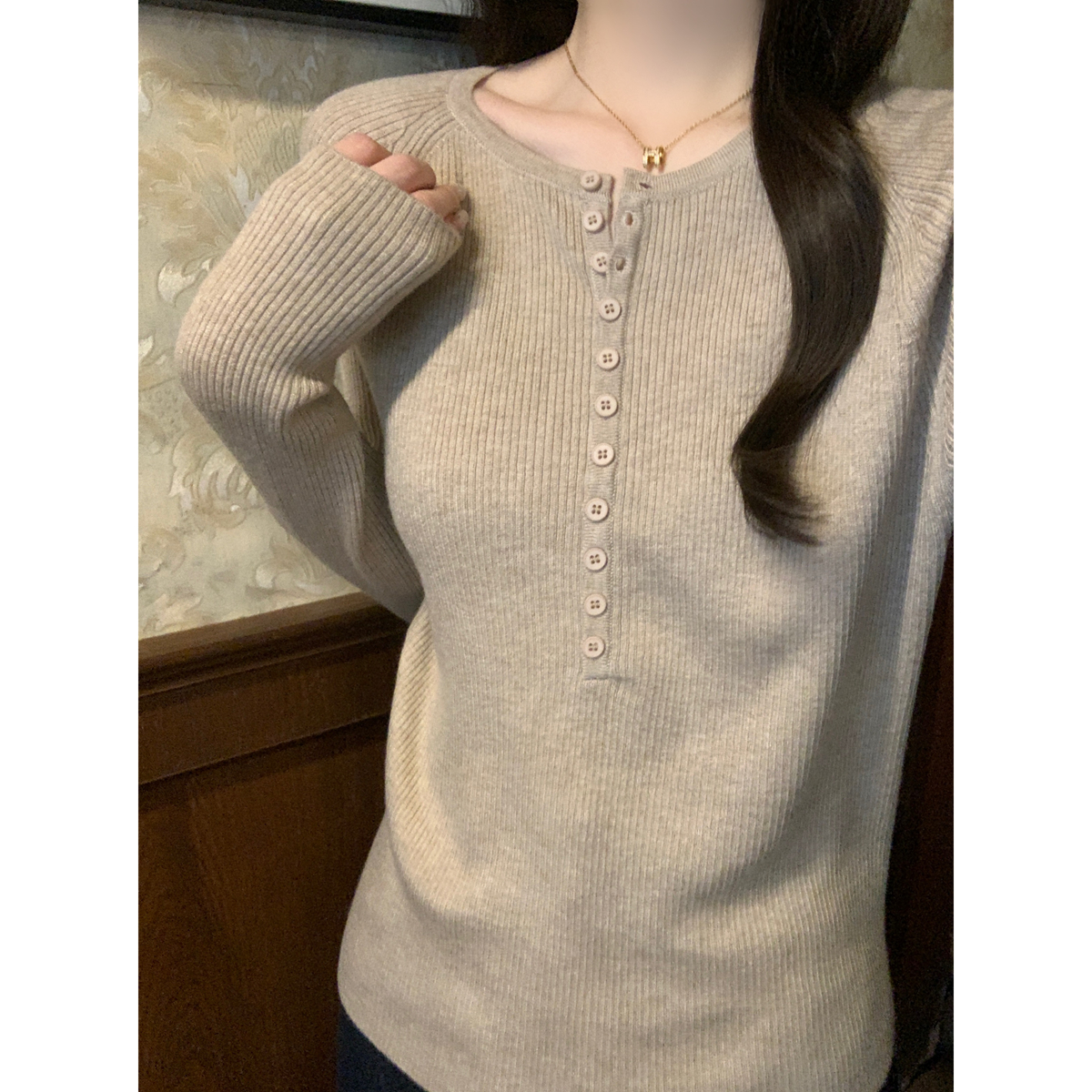 Slim Fit Round Neck Sweater 3
