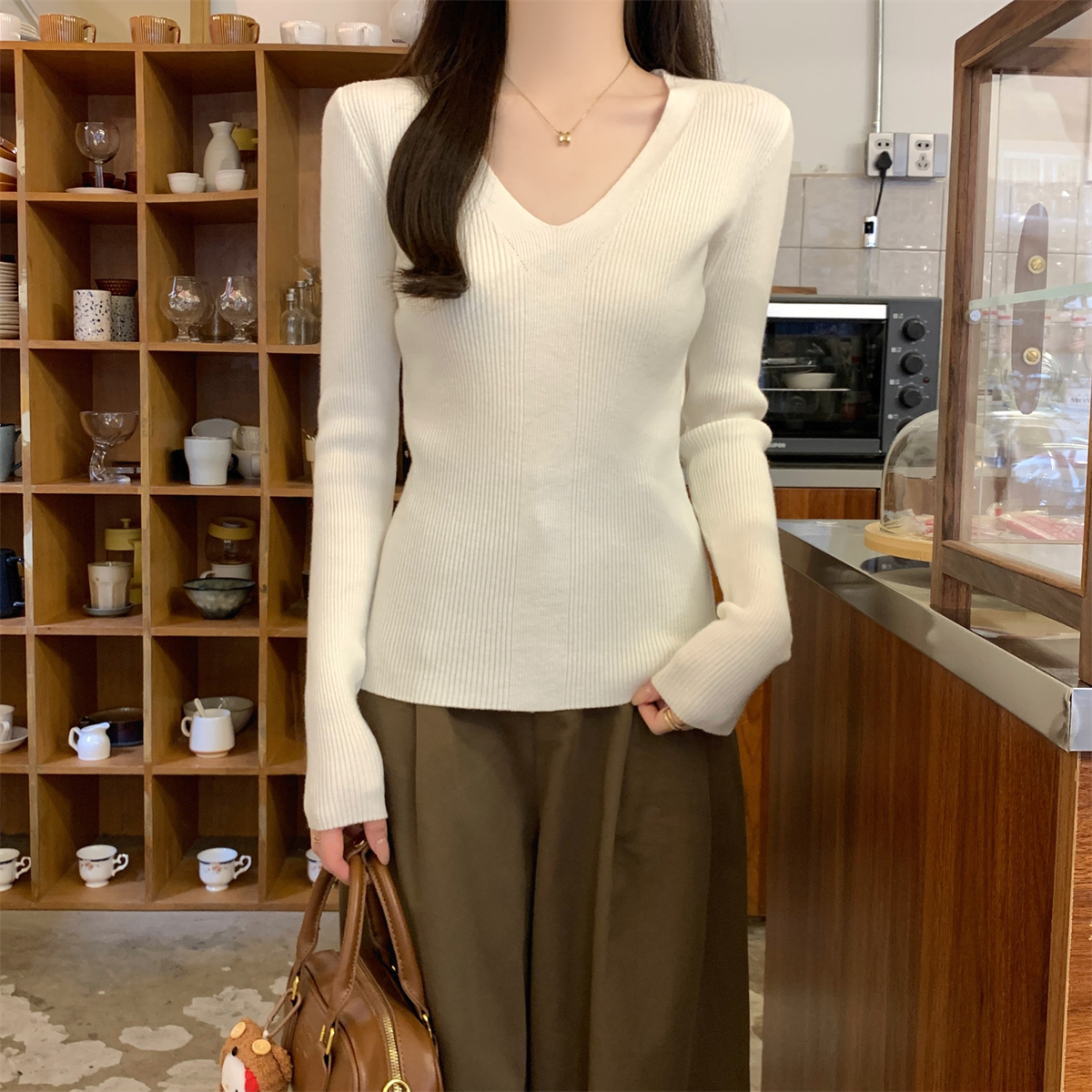 Slim Fit V-Neck Sweater 5