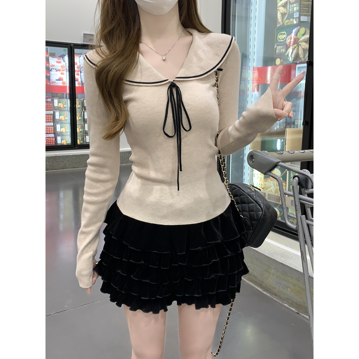 Slim Fit Peter Pan Collar Sweater 2
