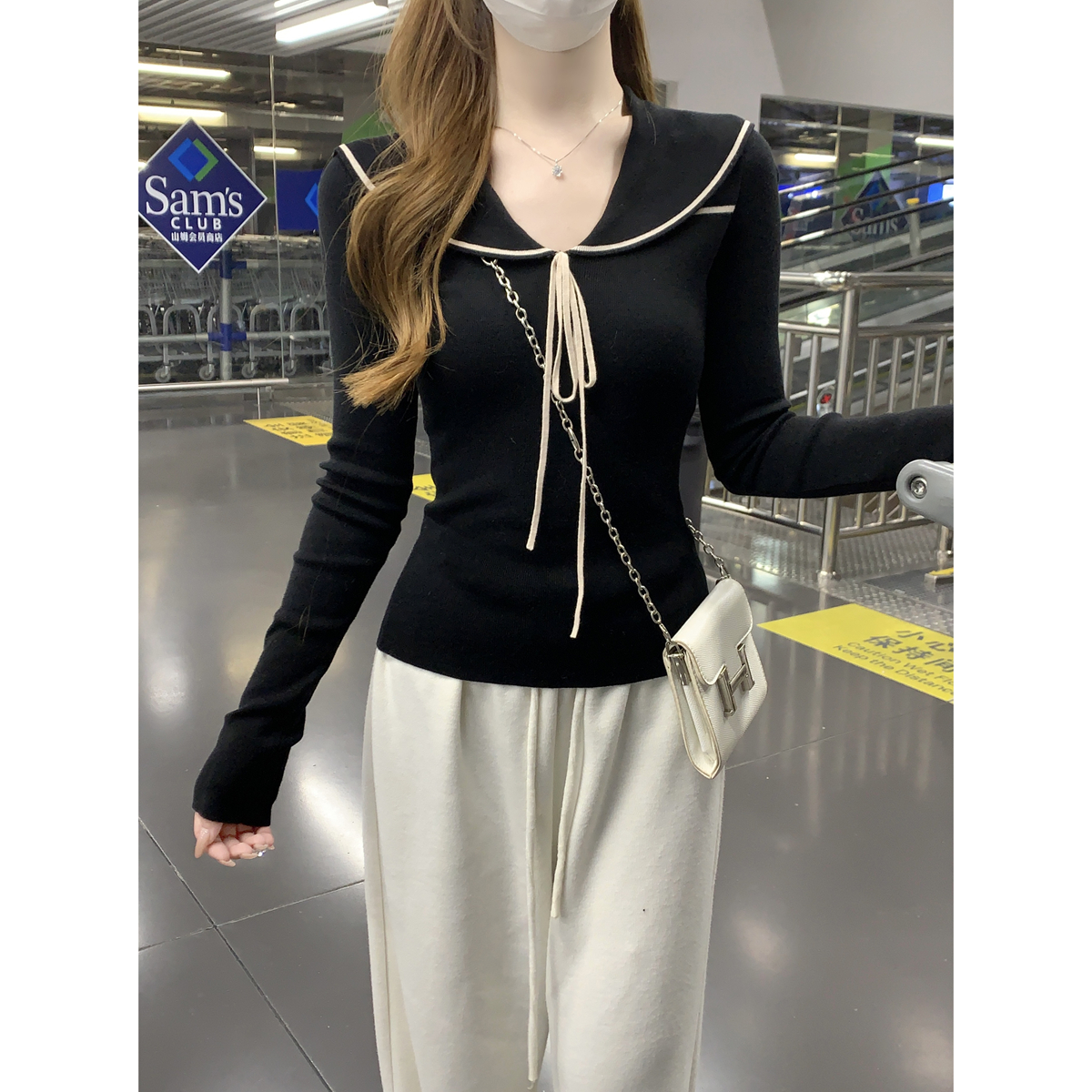 Slim Fit Peter Pan Collar Sweater 4