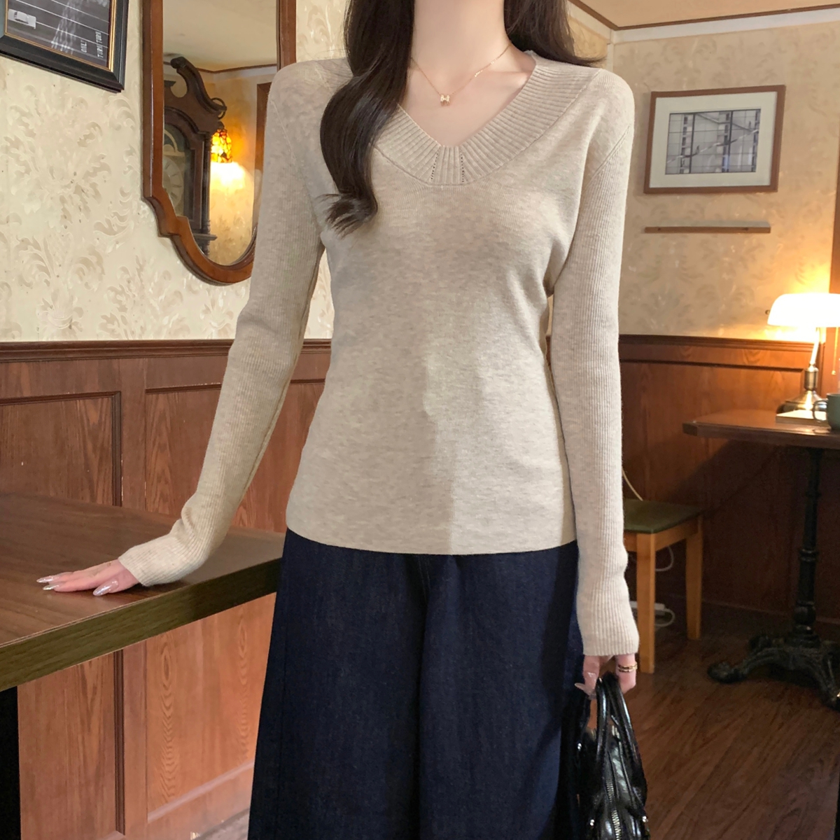 Slim Fit V-Neck Sweater 5
